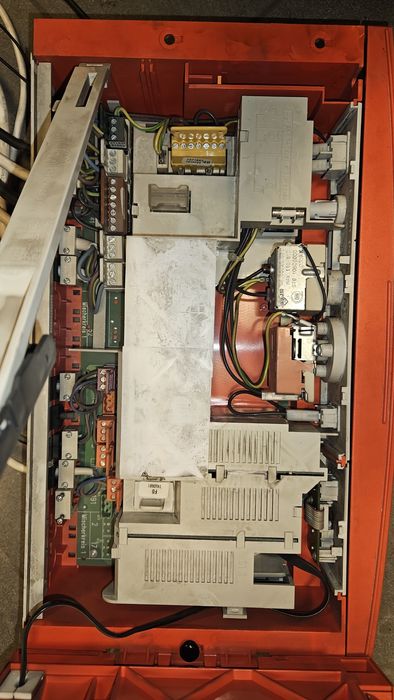 Sterownik główny kotła gazowego Viessman Vitotronic 200