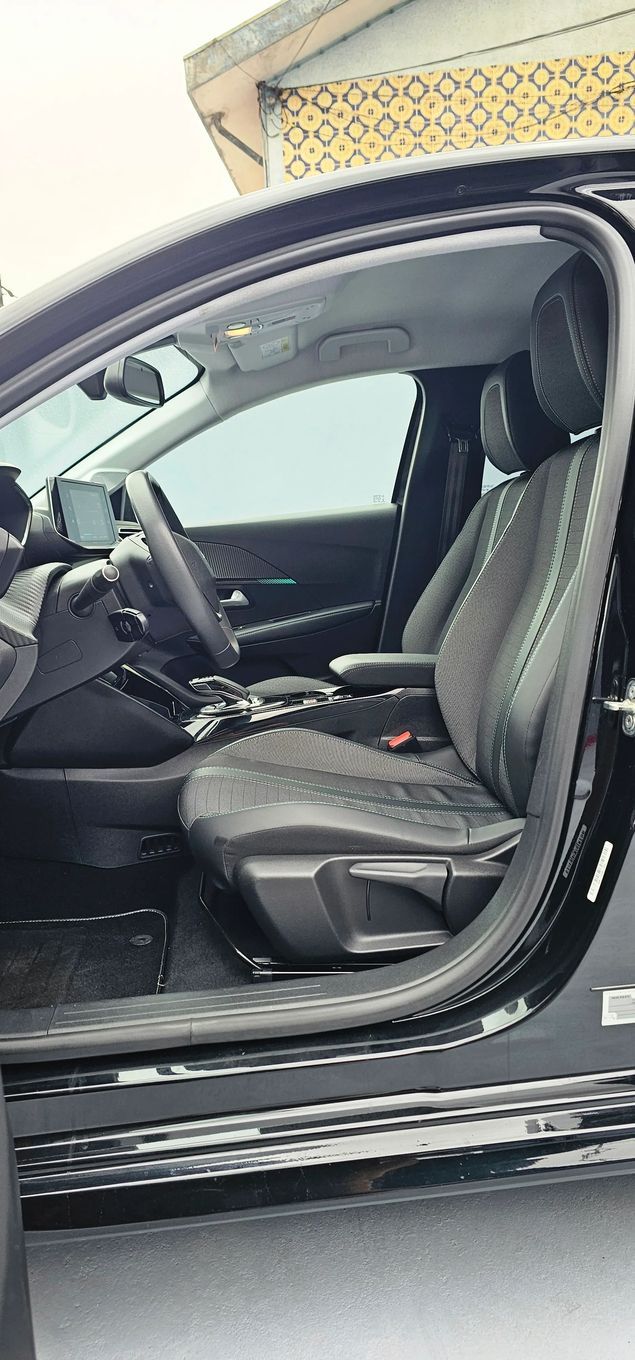 Peugeot e-208 50 kWh Active Pack