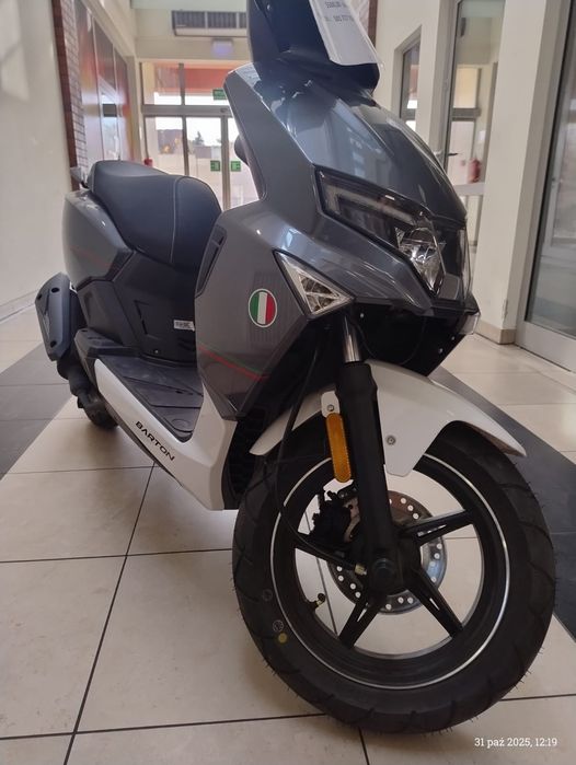 Barton od osoby starszej jak nowy