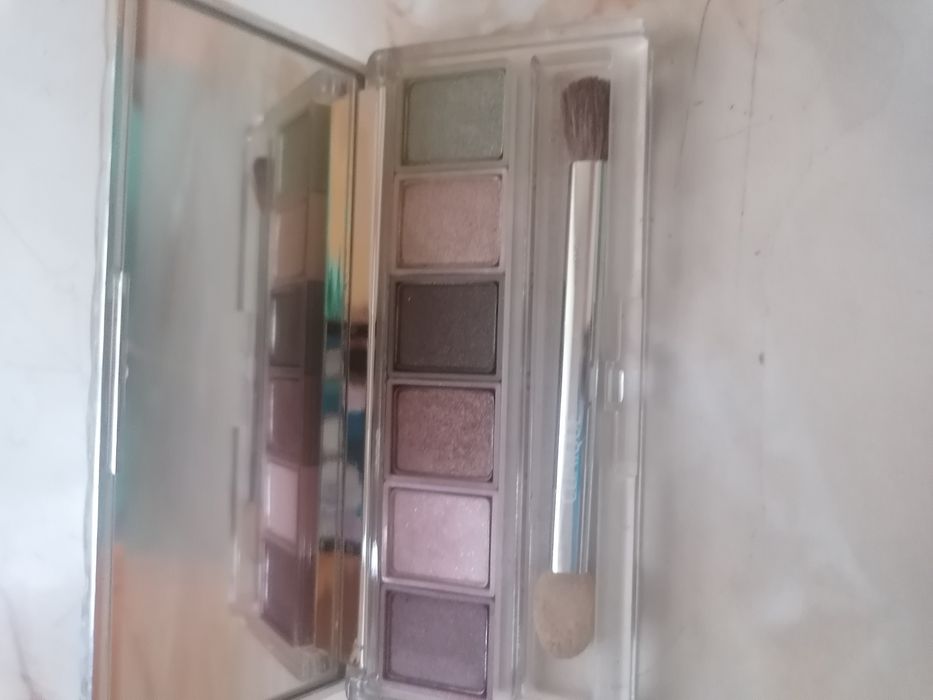 Cienie do powiek Clinigue