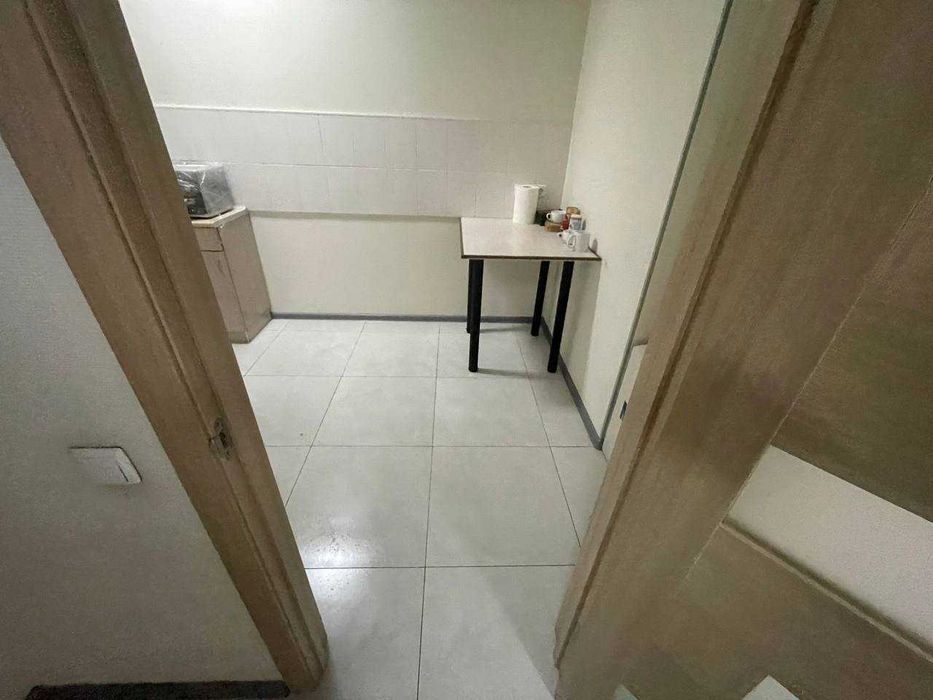 Оренда офісу 61 м², окремі кабінети. Анни Ахматової, Київ, Позняки