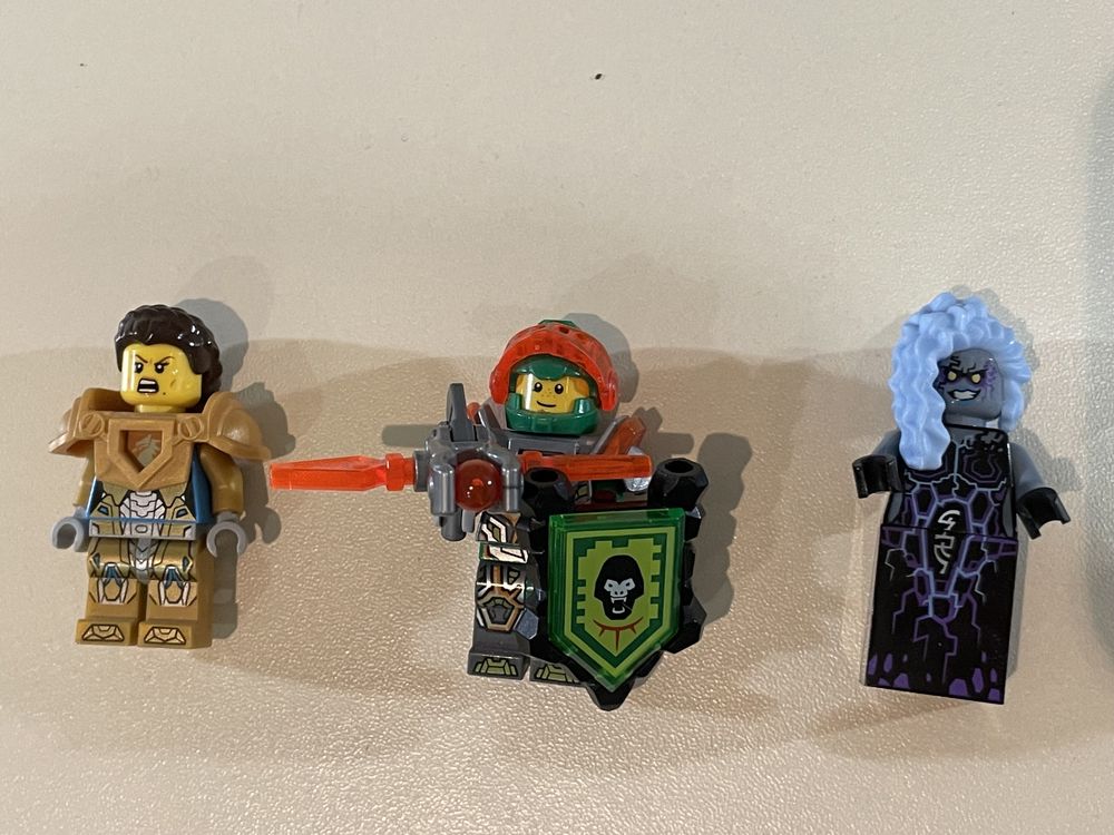 LEGO NEXO KNIGHTS Мобильная тюрьма Руины (70349)