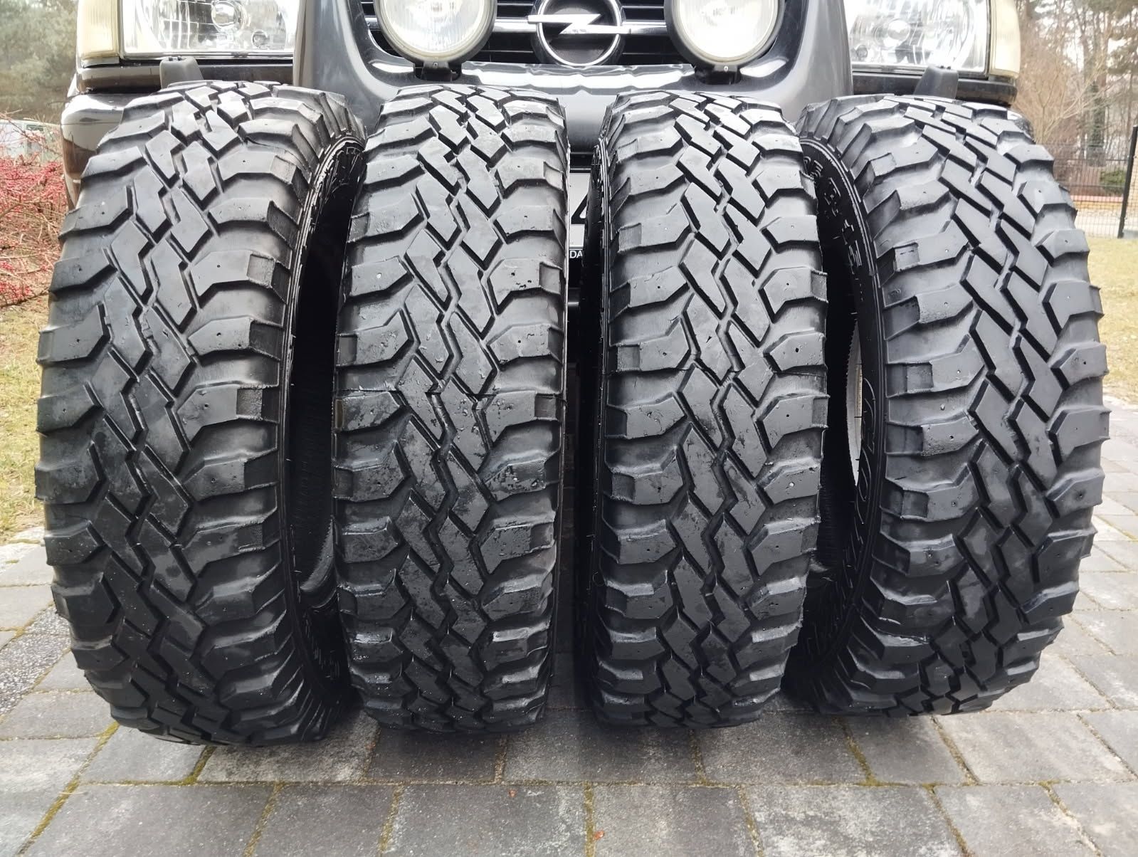 Komplet opon 195/15 terenowe 4x4 Colway G-trax Opona Opony Samurai