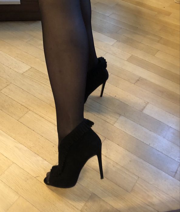 Ботильони черевики 38 розмір