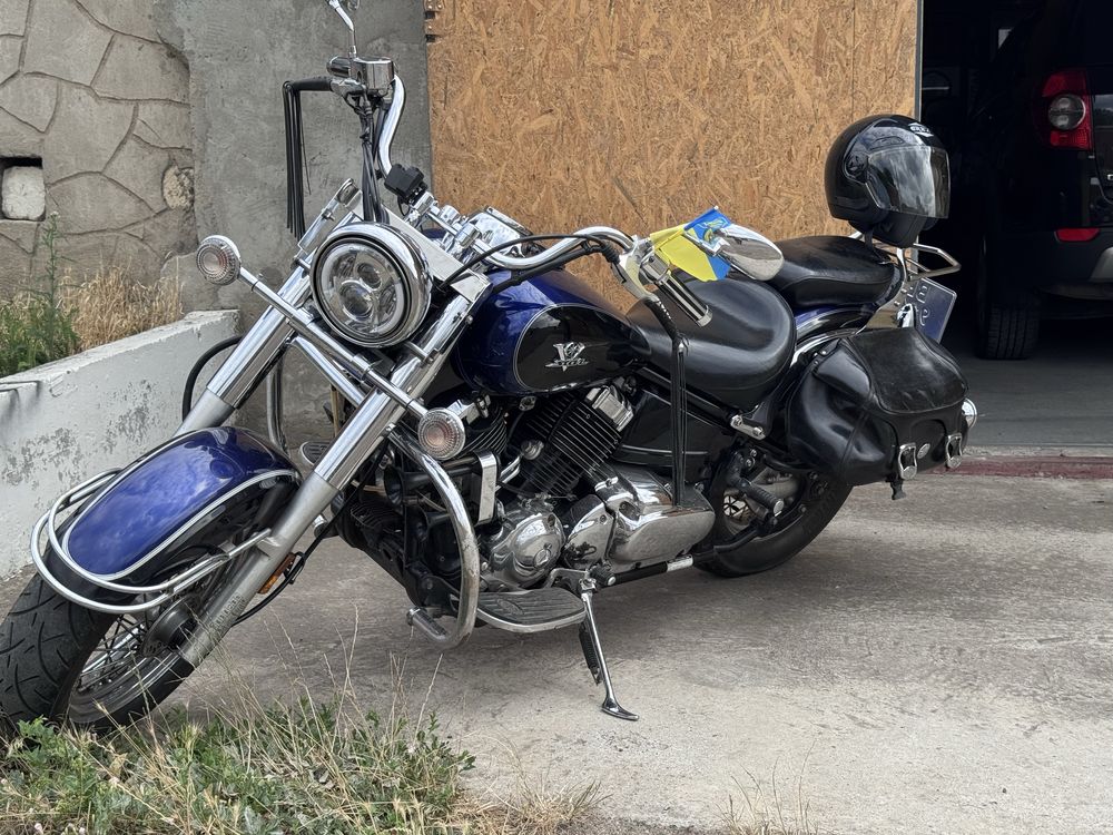 Мотоцикл Yamaha V-Star 650 Classic Selverado
