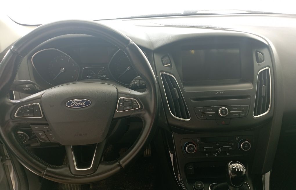 Ford focus 1.0 ecoboost 125 CV titanium
