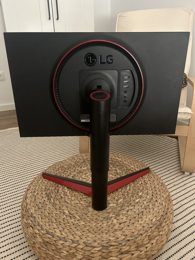Monitor Gaming LG 24GL650-B (Exclente Estado]
