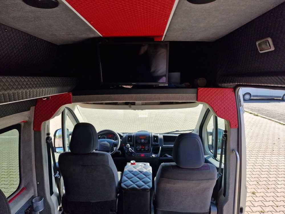 Wypożyczalnia Wynajem Busów 8-9os