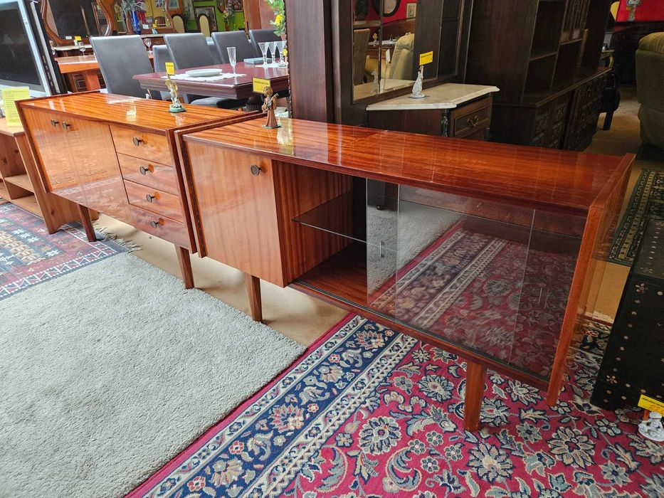 Aparador / cristaleira, vintage - óptimo estado geral