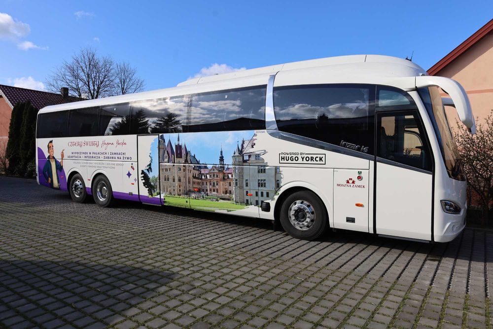 Nowoczesny autokar na wynajem - 2025 r, 59 miejsc, opolskie i okolice