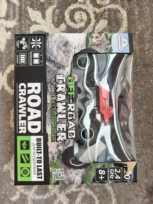 Продам машинку на радиоуправлении