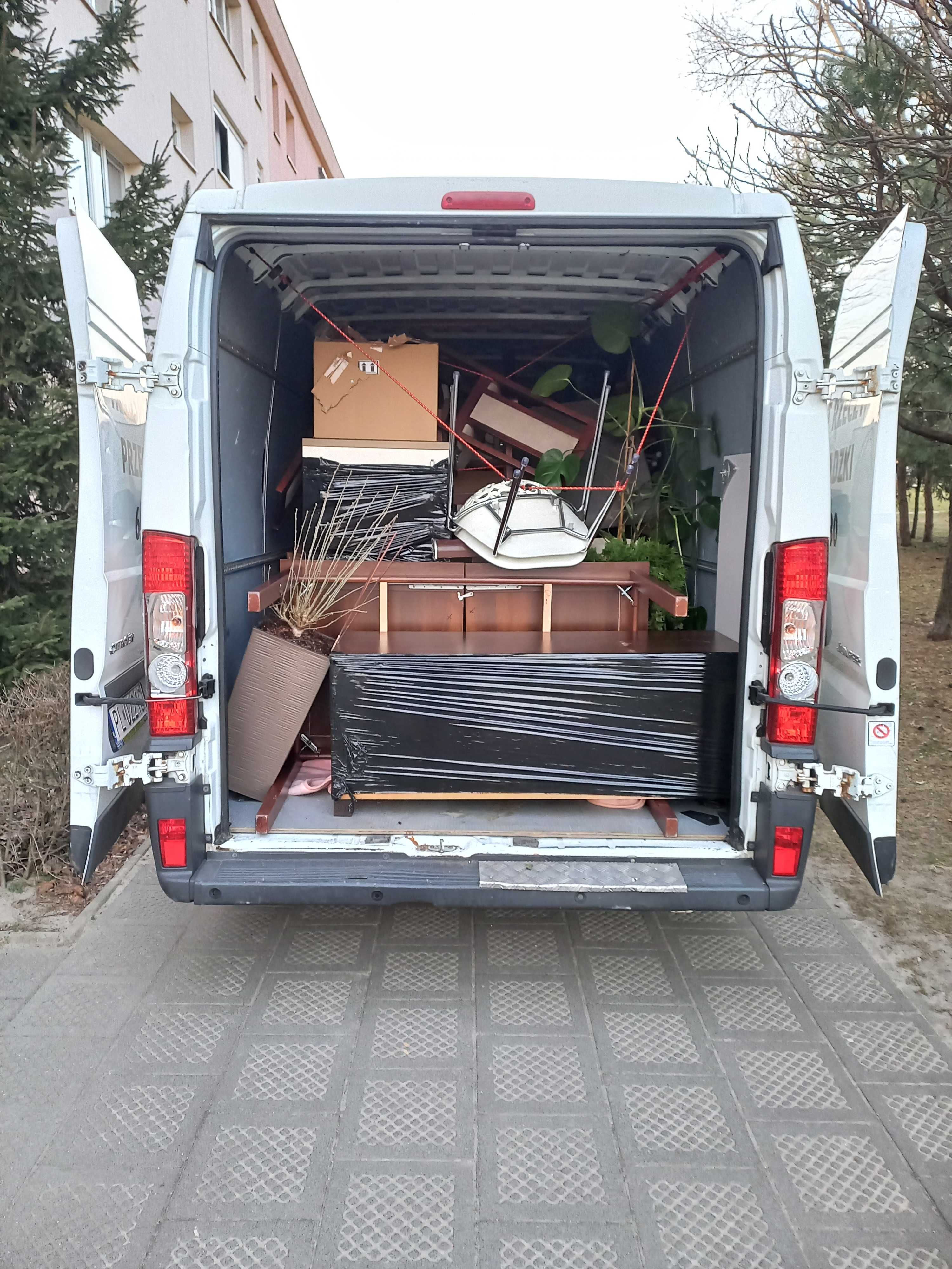 Przeprowadzki, Usługi Transportowe, Bus z windą