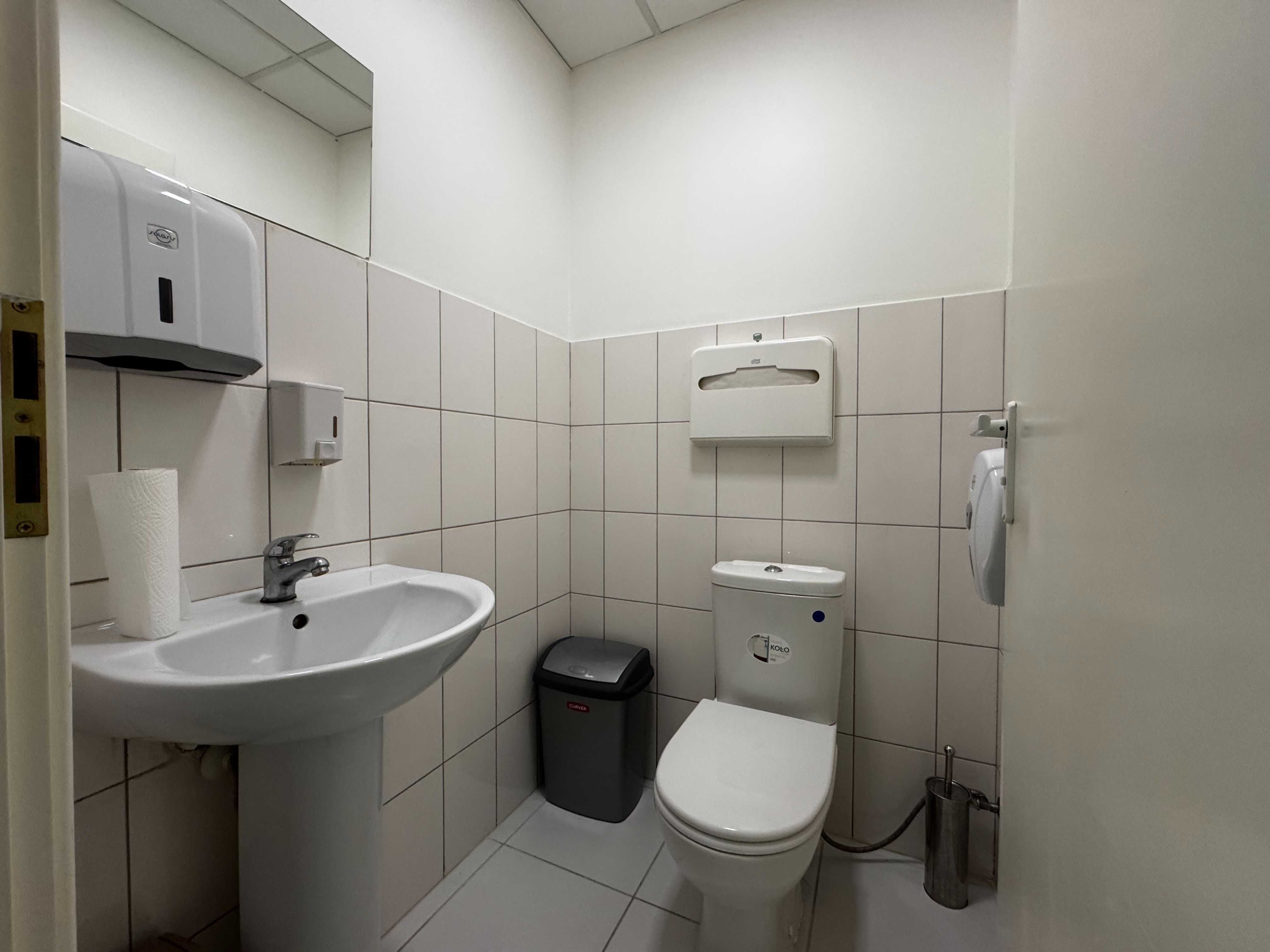 Оренда офісу 398, 80 м² у БЦ Форум Груп «Ділове містечко» офіс 1А-31