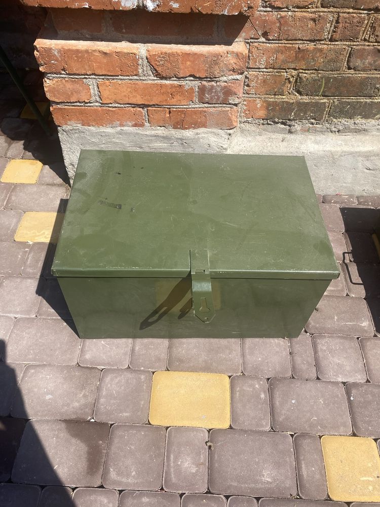 Продаю залізні ящики ! По місту
