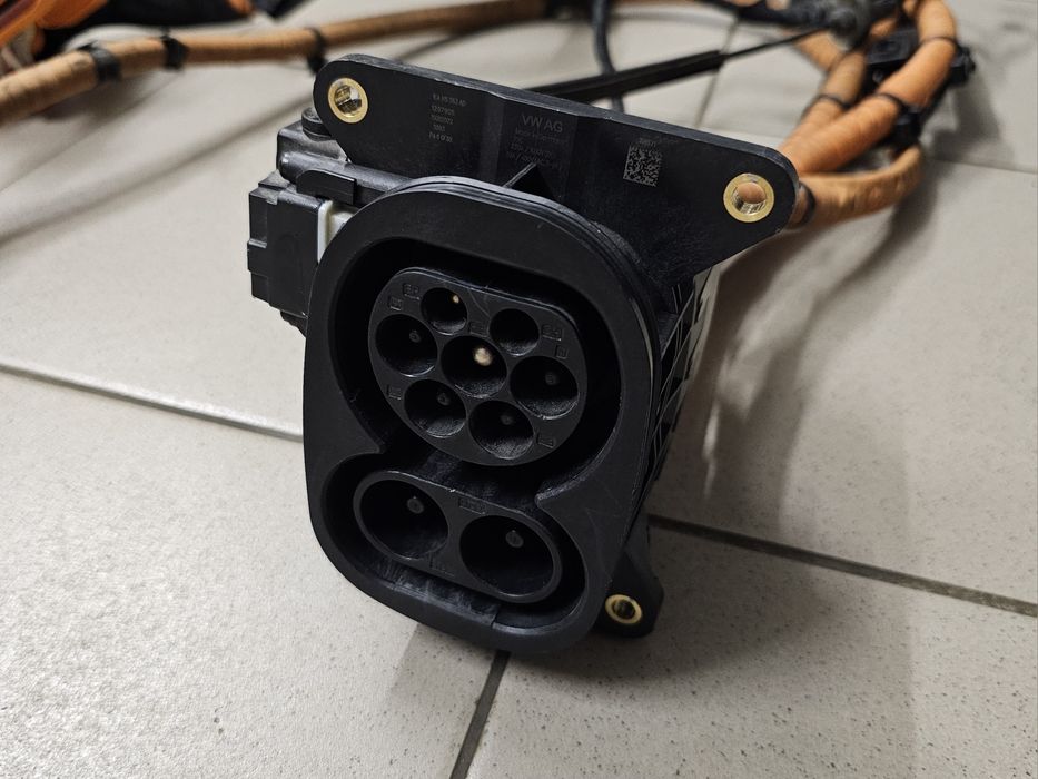 Порт CCS2 зарядний VW ID4 ID6 (номер 11A971531DJ)