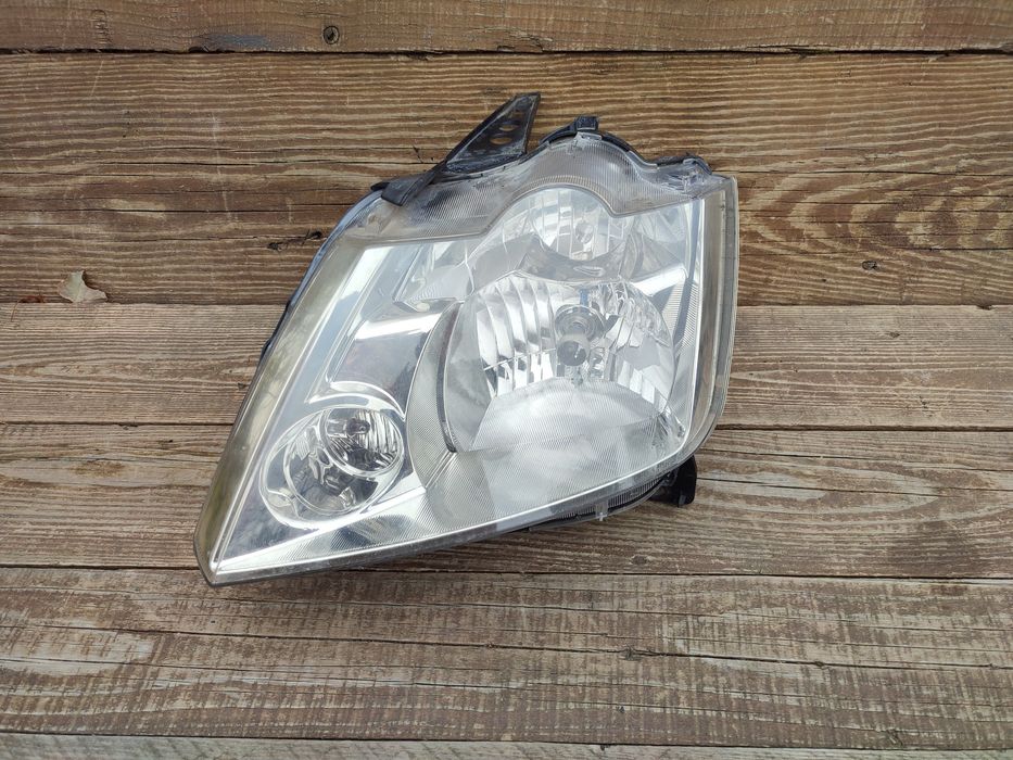 Renault Modus фари фара ліва рено модус