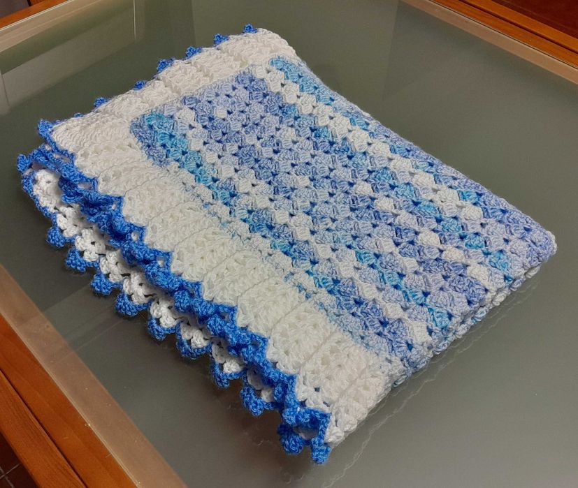 Manta crochê para bebé