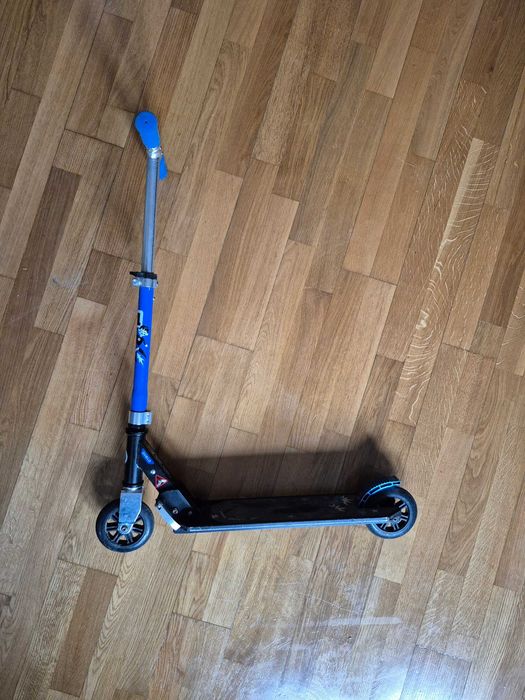 Składana hulajnoga dziecięca marki Oxelo