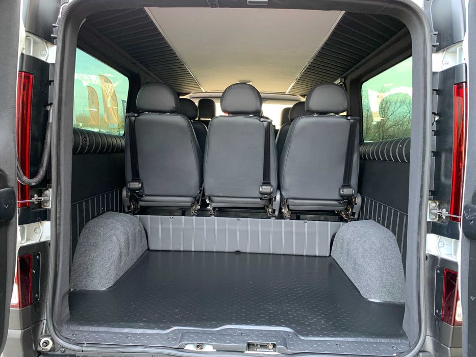 Renault Trafic 2019 9 місць