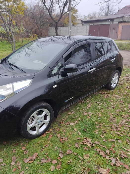 Продам Нисан Лиф 2011 года