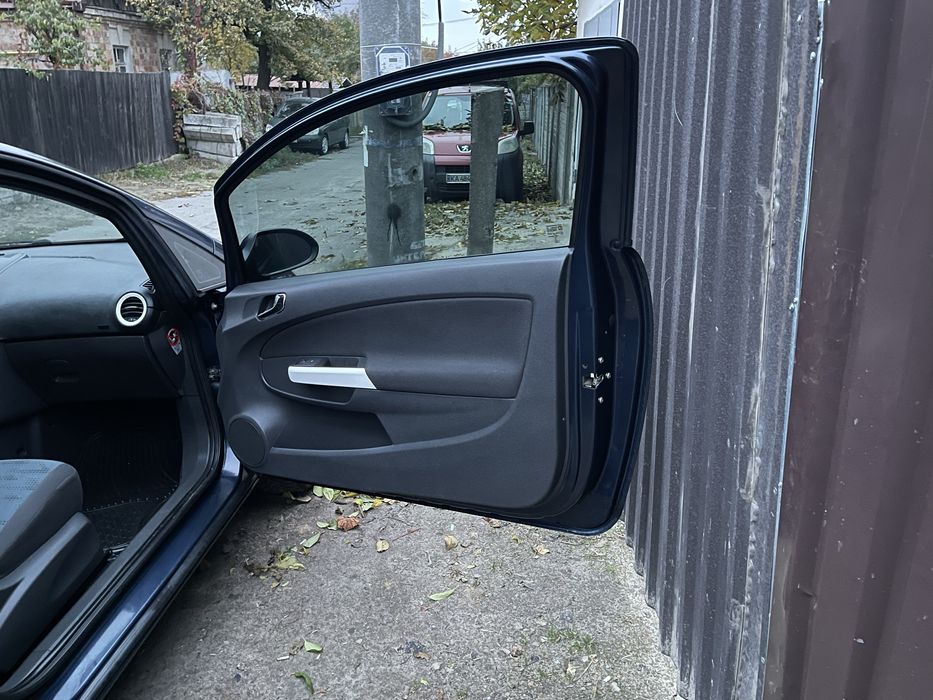 Продам комфортный удобный автомобиль