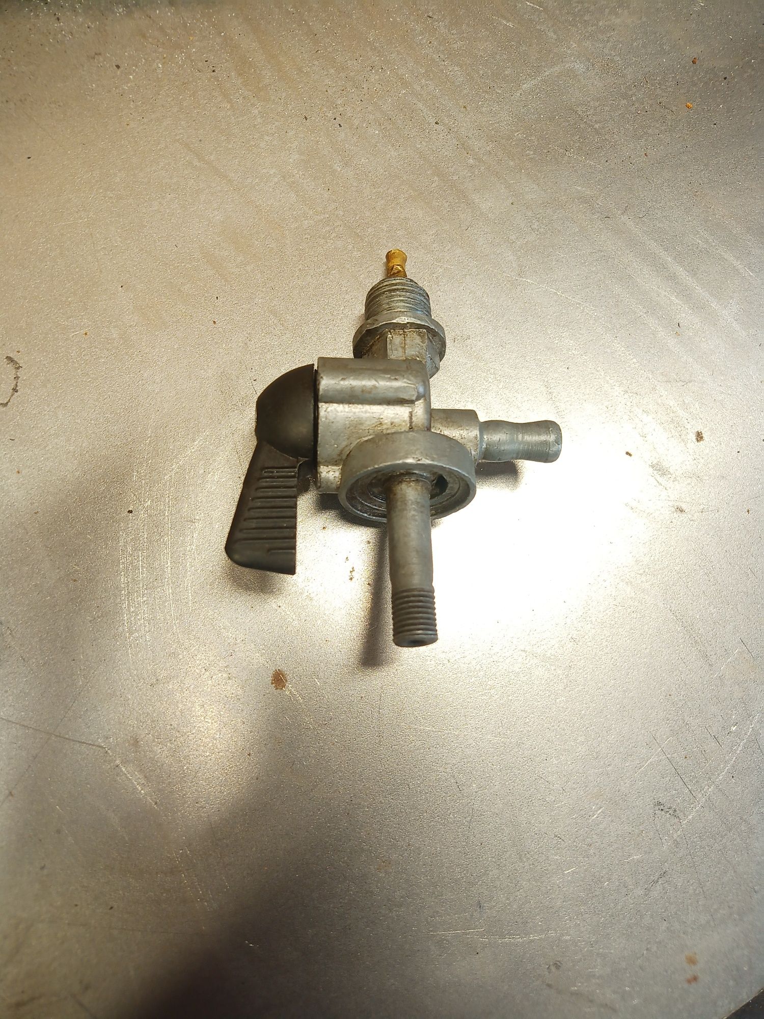 Kranik Junak M10
