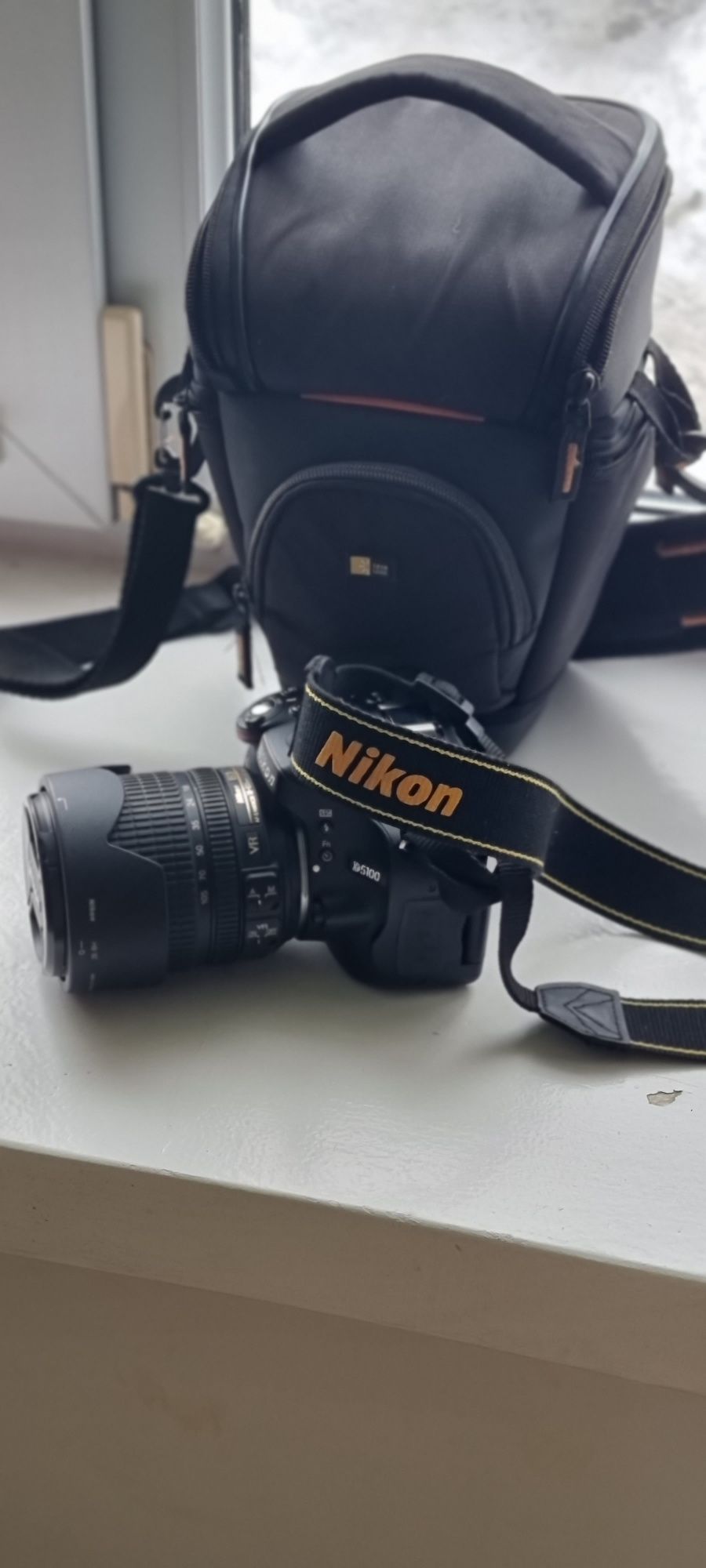 Продам фотоапарат D5100