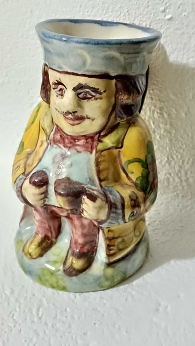 Caneca faiança pintada mao