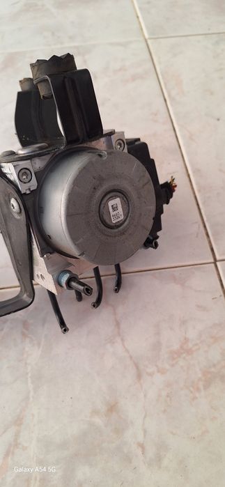 bomba abs trava o carro bmw 120d 320 420 f30 f21 f31 f34 f36 118