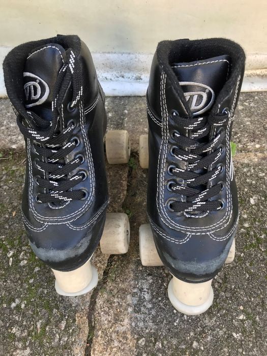 Patins completos para iniciante 33 TVD COMO NOVOS - Hoquei em patins