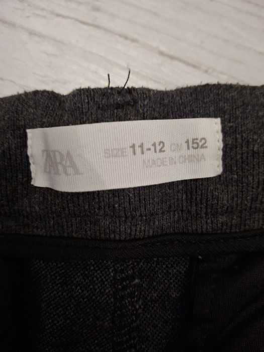 Ciepłe spodnie Zara 134