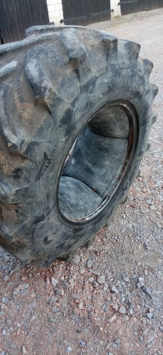 Sprzedam komplet opon z dętkami