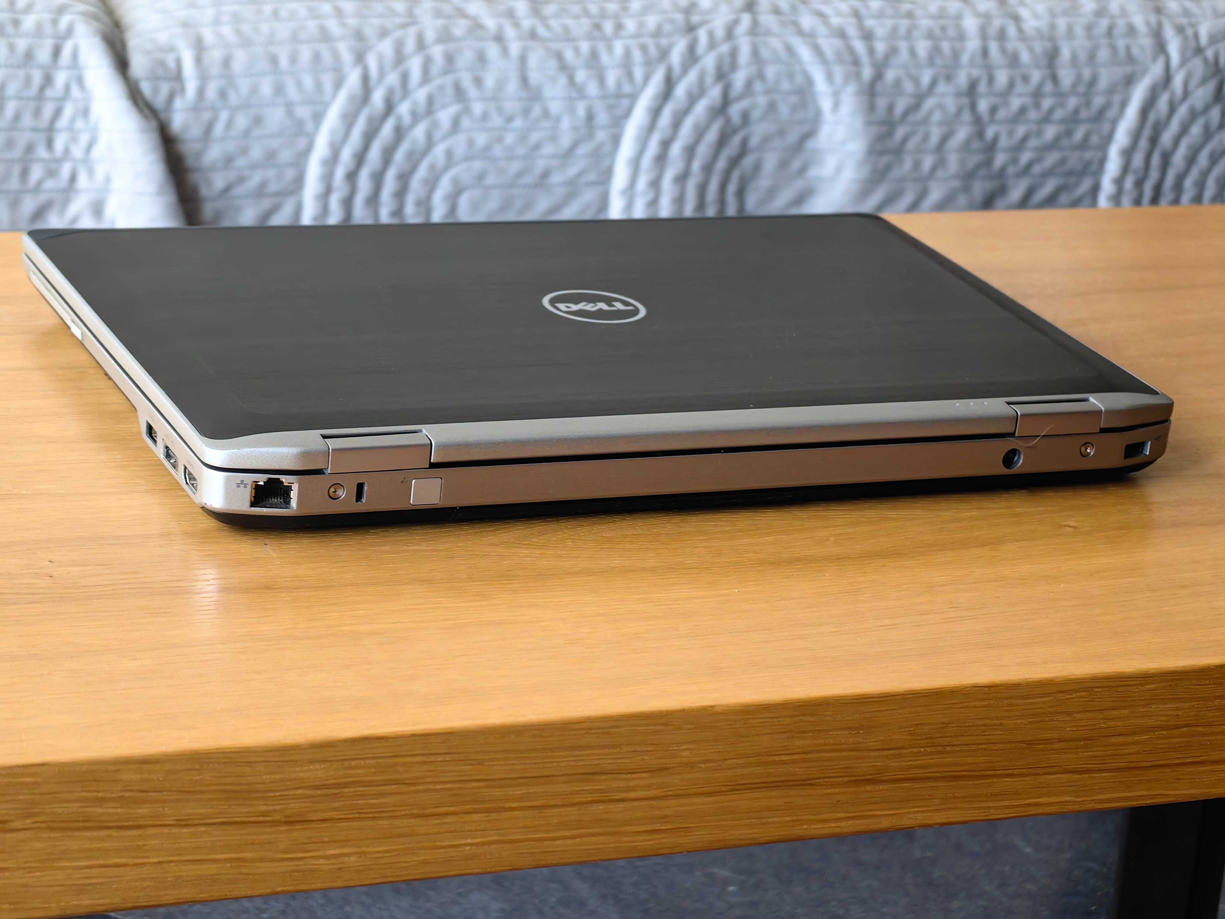 Dell Latitude e6530 I7 3740QM 2.7GHz Nvidia NVS 5200M DVD 256SSD