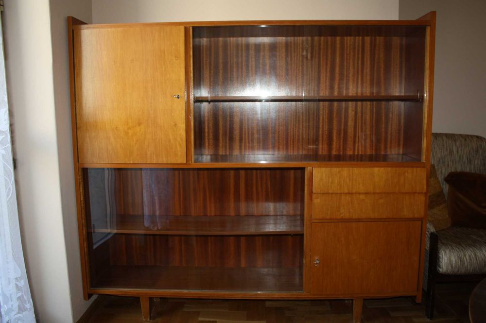 Oddam za darmo biblioteczkę