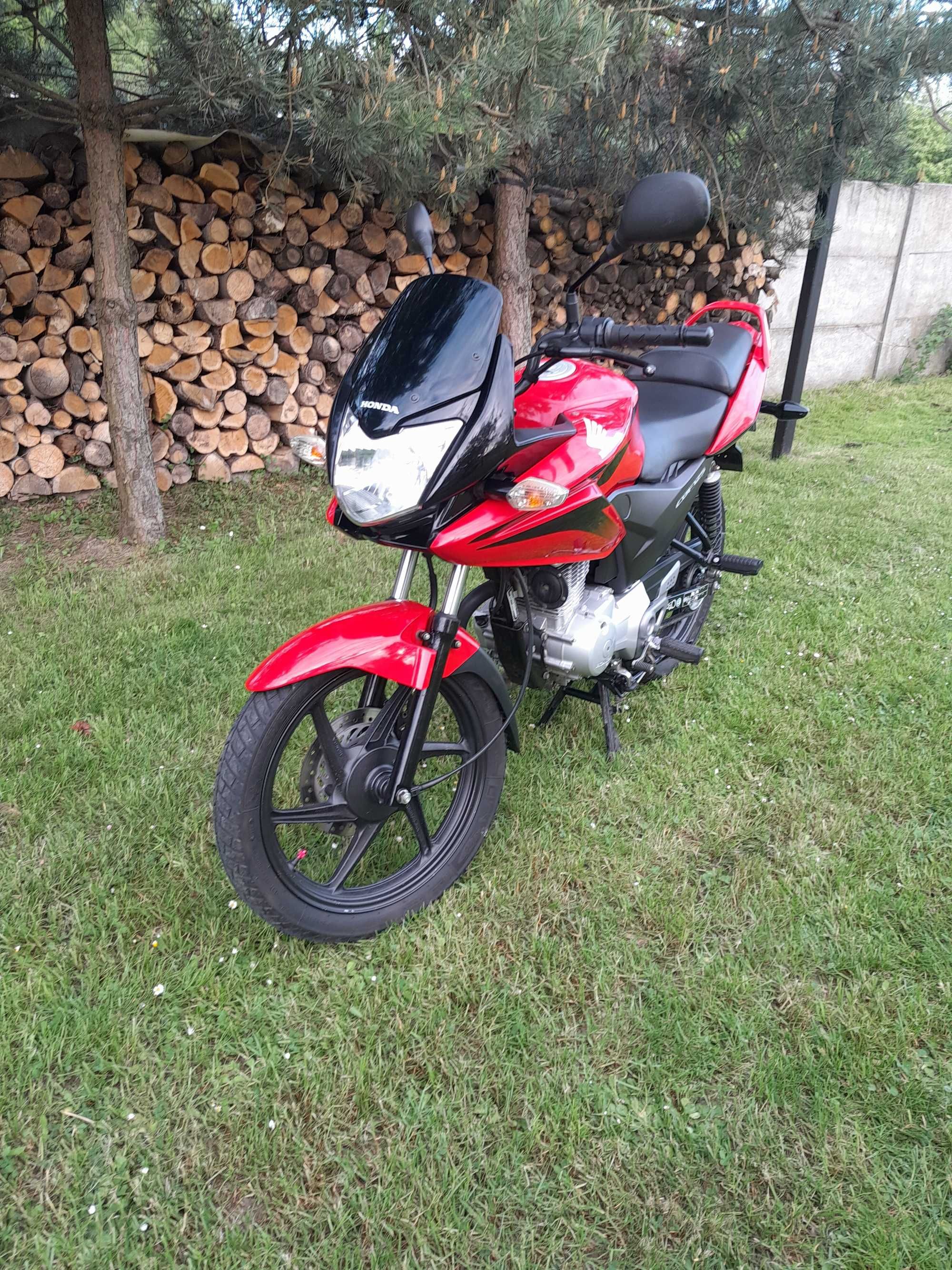 Honda CBF 125 Zadbana Mały Przebieg