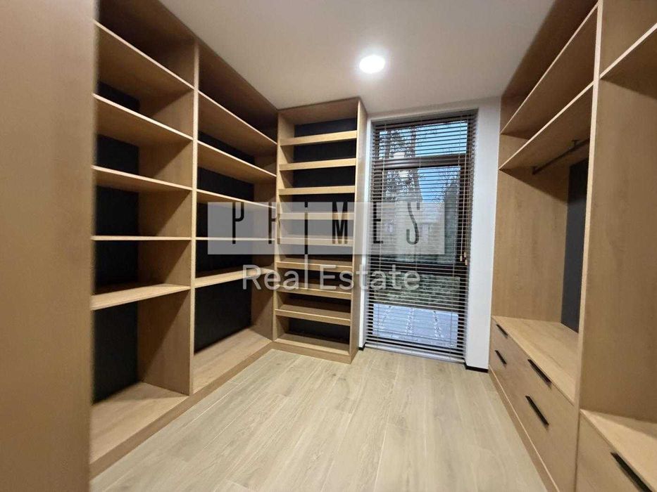 Продажа 8к дом 1200м2 выход к воде Riviera Village Вышгород 67 соток