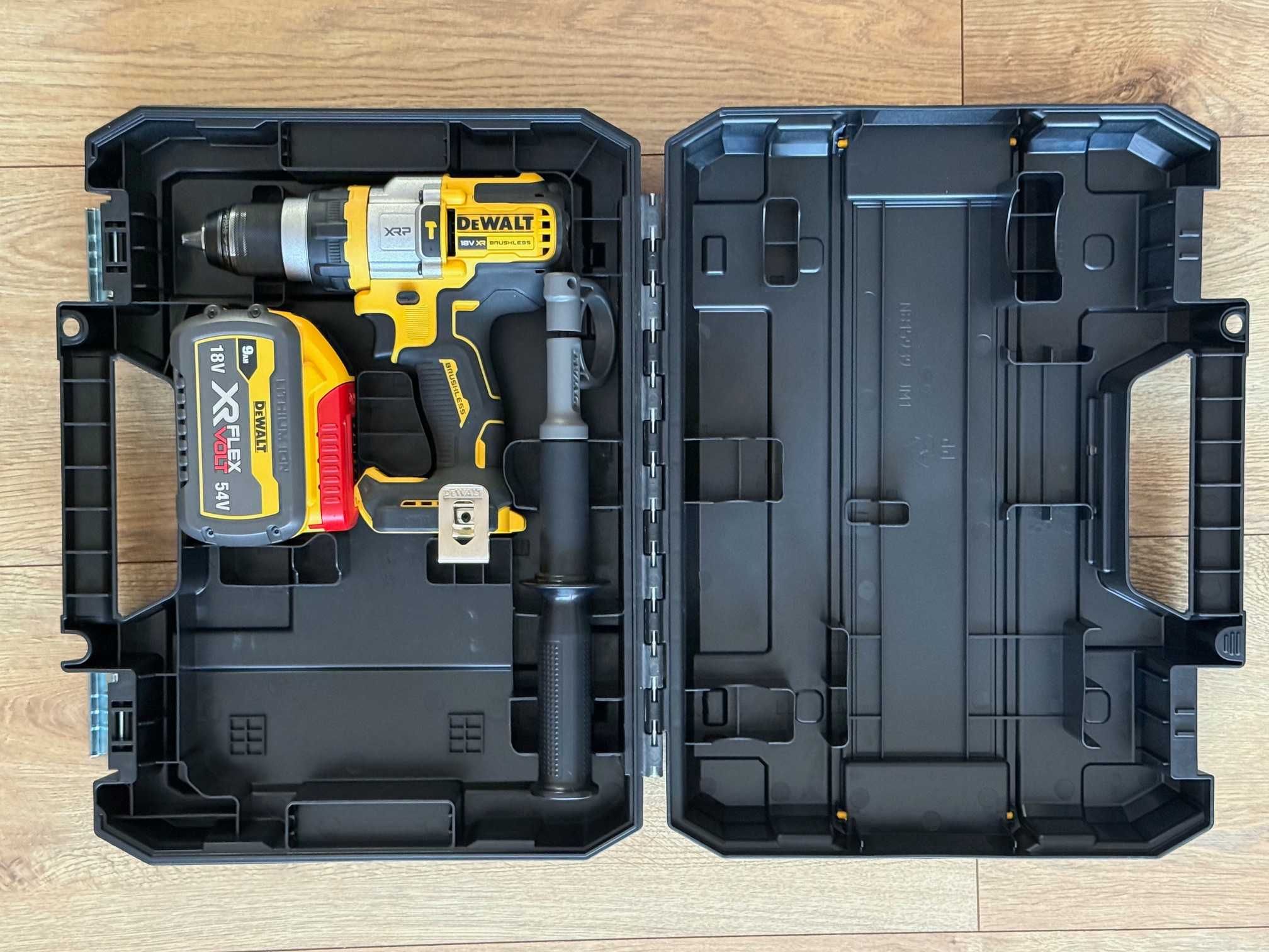 Dewat DCD999 + Akumulator Dewalt DCB547 54V Flexvolt 9.0 ah + Walizka