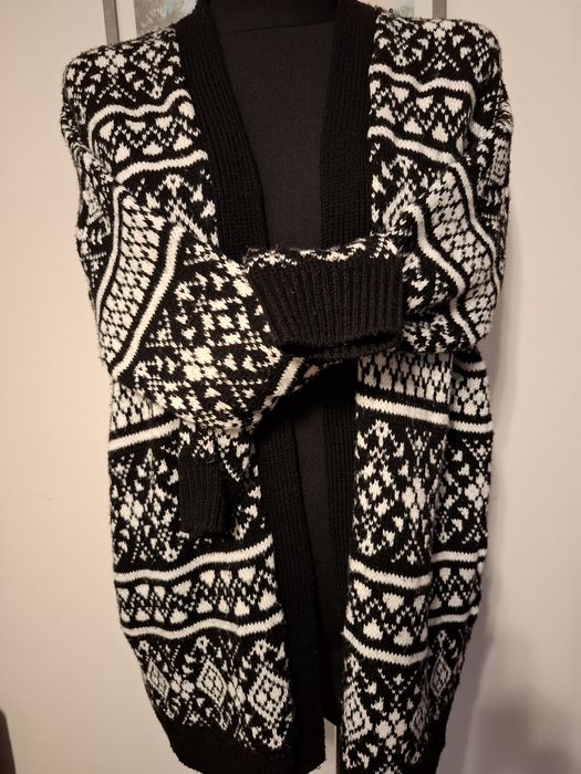 Kardigan Reserved niezapinany