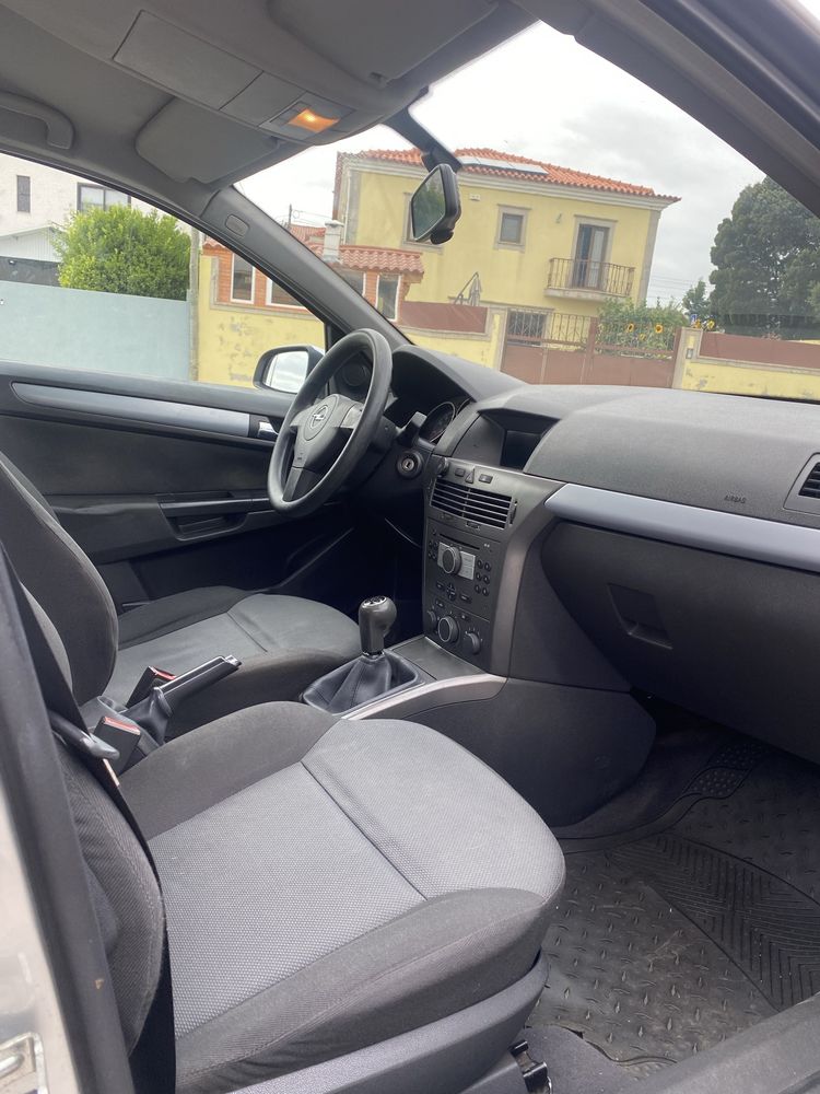 Opel Astra Caravan 1.4 2005