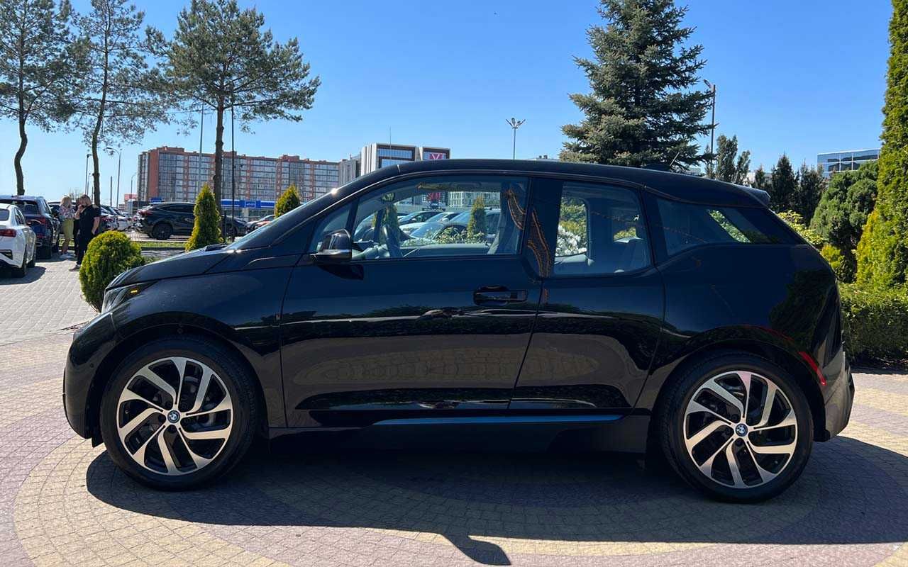 BMW I3 2017 року