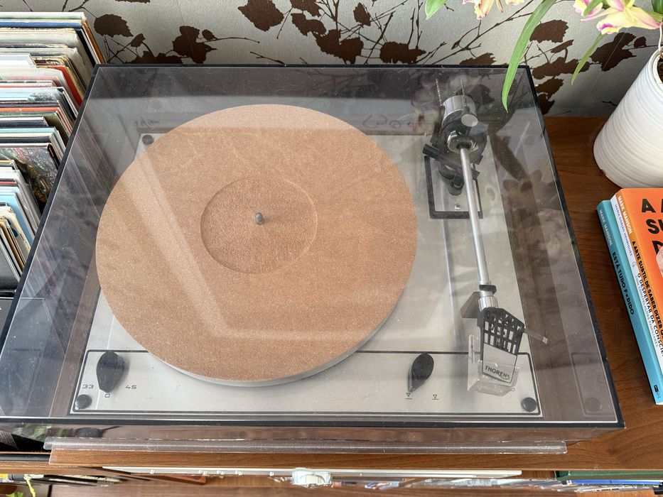 Gira discos Thorens 165