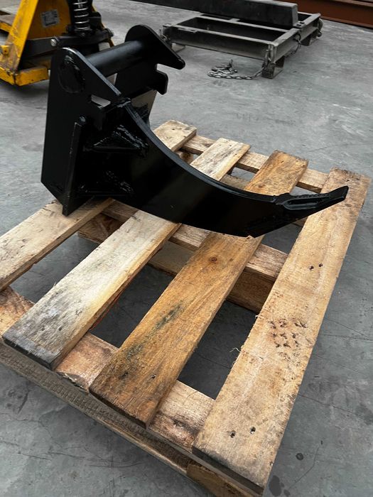 Zrywak do korzeni, ripper 1,5-2,5t