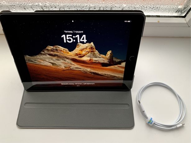 Apple iPad 6th-покоління 2018 9,7 Wi-Fi, LTE[3G] 32GB Space Gray A1954