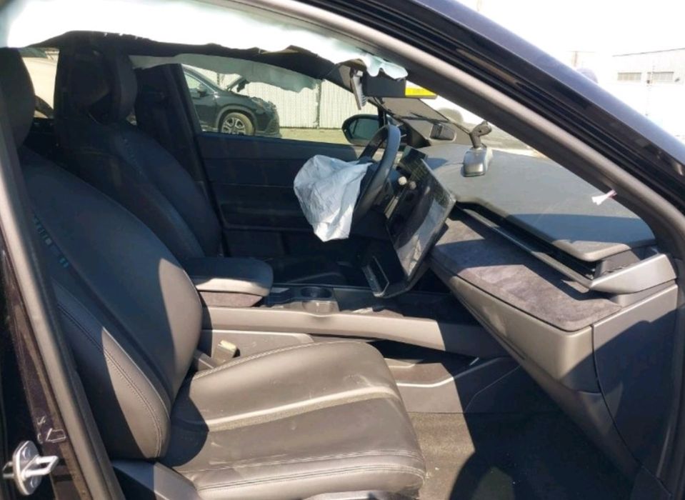 Продам FISKER OCEAN 2023p