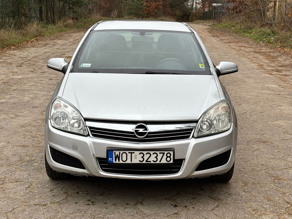 Opel Astra 1.6 LPG 2007rok