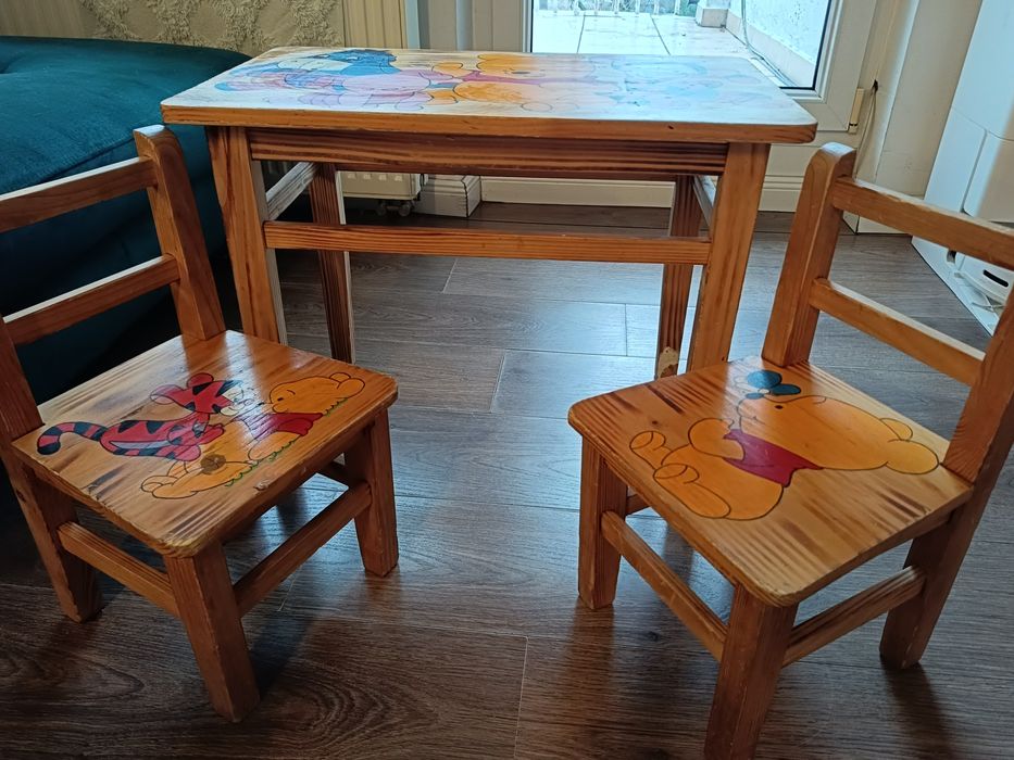 Stolik drewniany dziecięcy Kubuś Puchatek