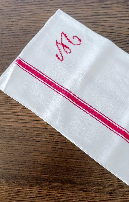 Pano em Linho Bordado