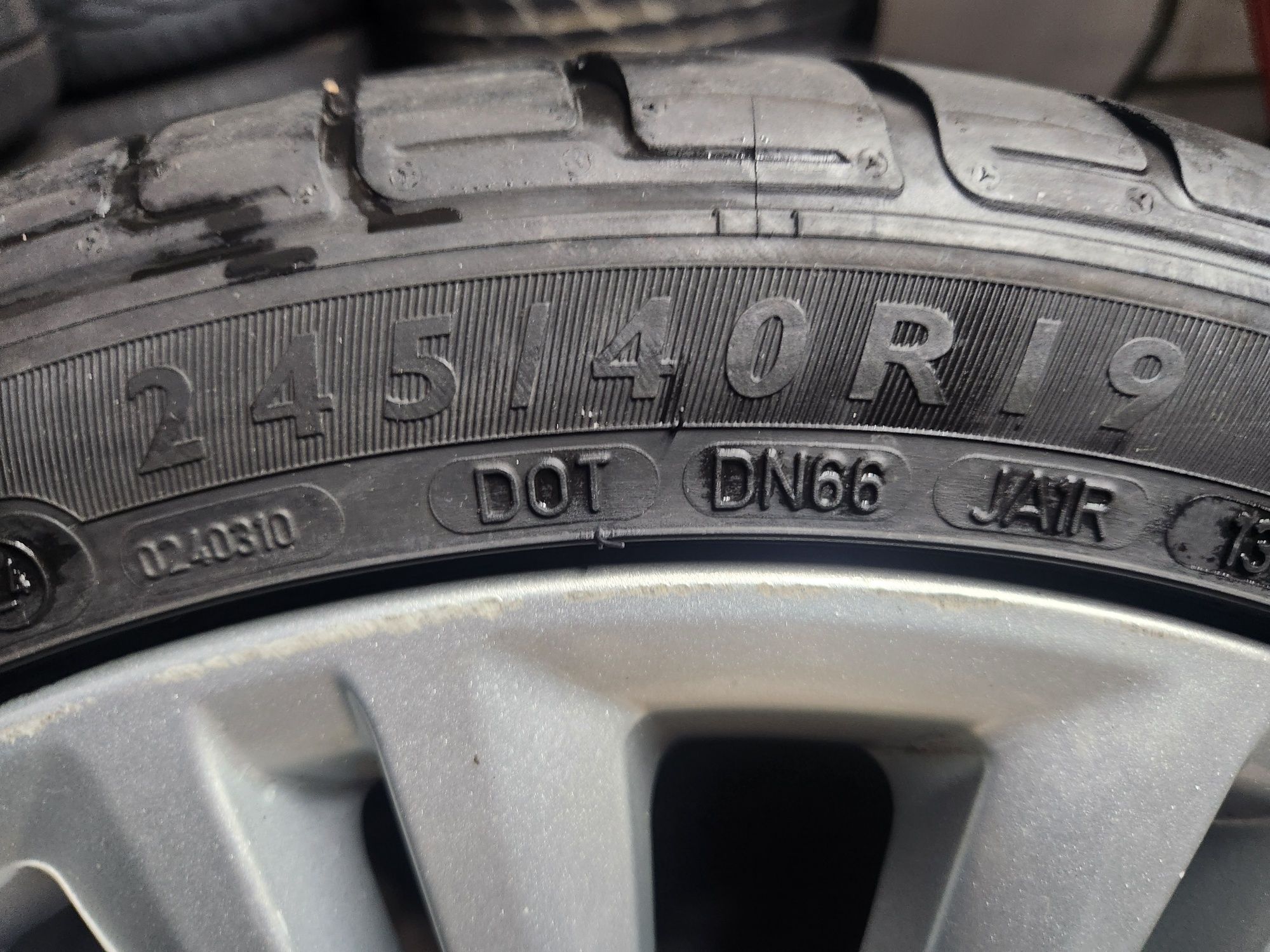 4 Jantes Originais Jaguar Originais 19' com Pneus Dunlop