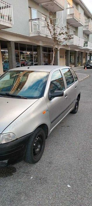 Fiat Punto ano 1999