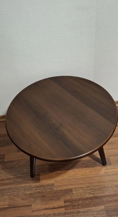 Продам круглый стол